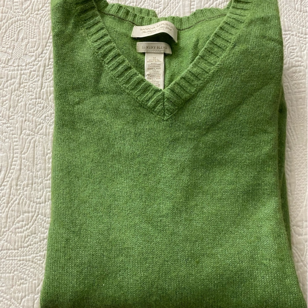 Cashmere sweater